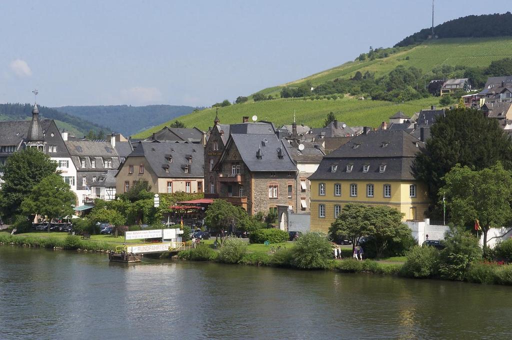 Hotel Vier Loewen Traben-Trarbach Exterior photo